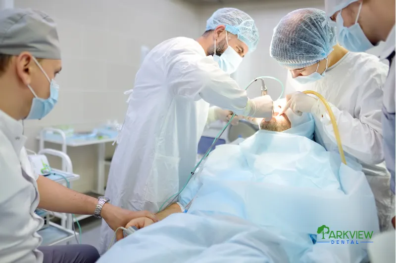 Tay nghề bác sĩ đóng vai trò quyết định đến độ bền của răng Implant